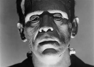 Wirus jak Frankenstein, sam zbuduje się z kawałków cudzego kodu